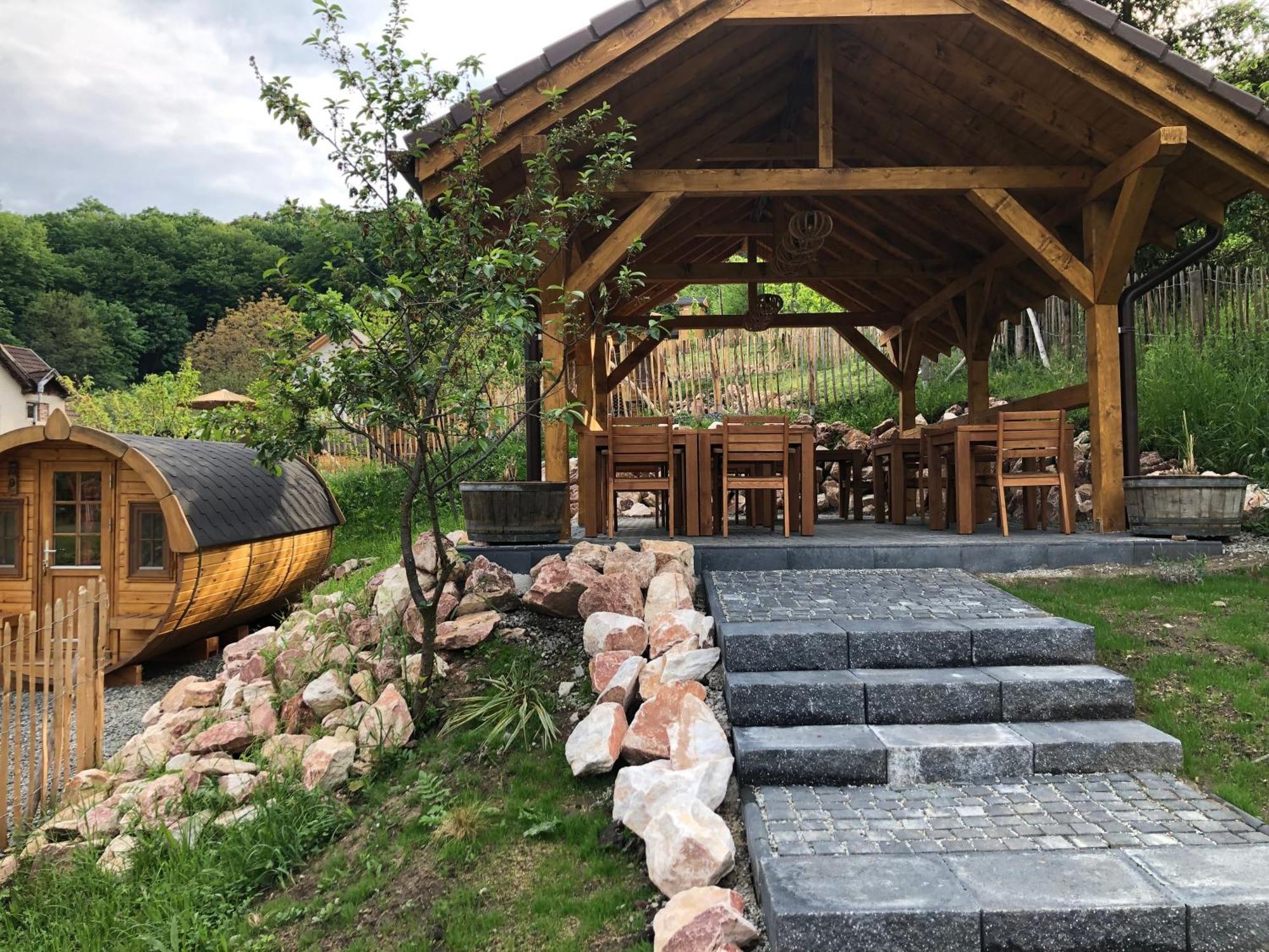 Complex Butoaiele Transilvaniei - Cazare & Spa - Natura - Relaxare Mediaş エクステリア 写真