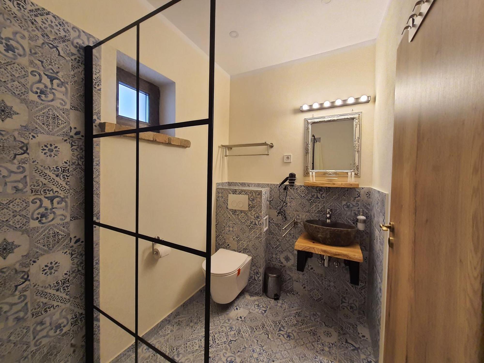 Complex Butoaiele Transilvaniei - Cazare & Spa - Natura - Relaxare Mediaş エクステリア 写真